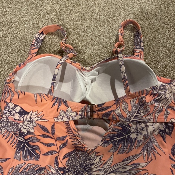 Maternity Bikini - Picture 4 of 6